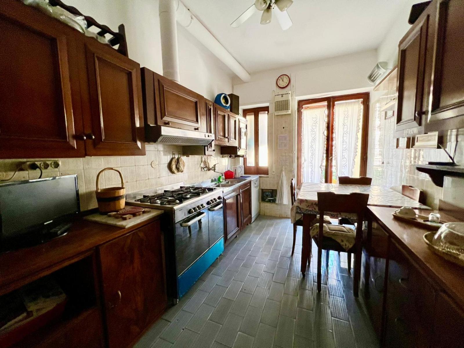 Casa Relax Nel Centro Storico Con Posto Auto Apartment วีโกเอเกวนเซ ภายนอก รูปภาพ